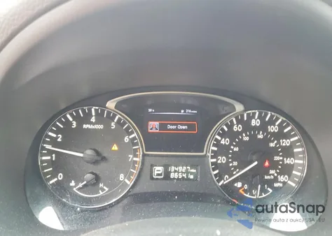 2015 Nissan Altima 2.5 z USA, uszkodzony, nr VIN 1N4AL3AP7FN921173